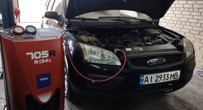 Заправка кондиционера в автомобиле в Киеве